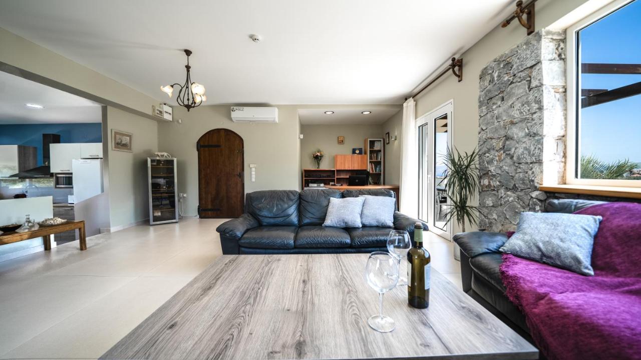 Petronila Luxury Villa With Heated Private Pool Κίσσαμος Εξωτερικό φωτογραφία